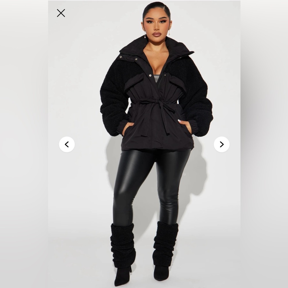 Brand New with Tags Women's Puffer Black Coat